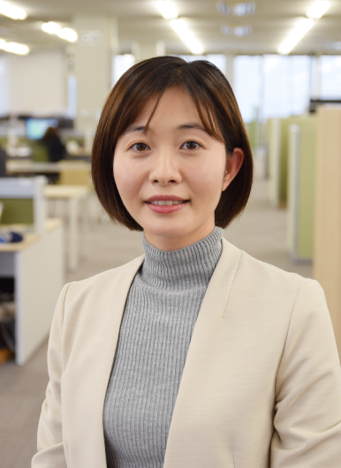 熊丸　千惠美|2017年入社　管理本部|総合的な人生設計をしてくれる会社。